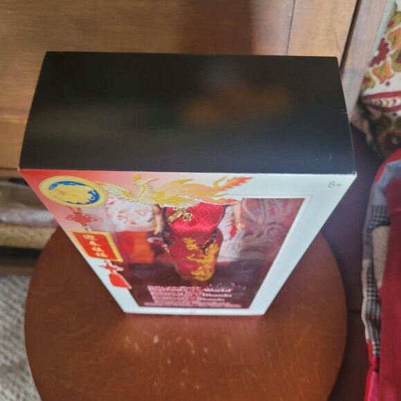 Keeping Festivals Chinese New Year's Barbie - Picture 9 of 16